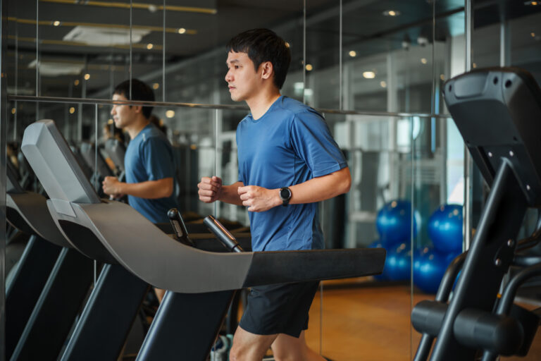 【なぜ“ジム通い”では痩せないのか？】40代からの正しいトレーニング習慣と“生活に効かせる”戦略