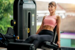 アブダクションマシンの正しい使い方｜中臀筋を鍛えて姿勢と歩行を変える完全ガイド