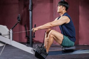 シーテッドローの正しいやり方｜背中の厚みと姿勢を同時に手に入れる引き方の基本